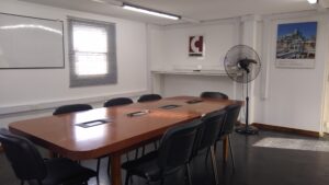 Oficina de reunion Contreras por MB ARCH